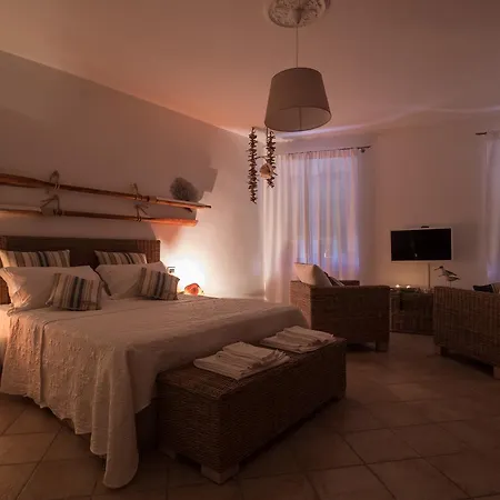 Abbaino 4* Massa (Tuscany)