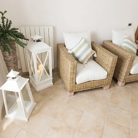 Abbaino 3* Massa (Tuscany)